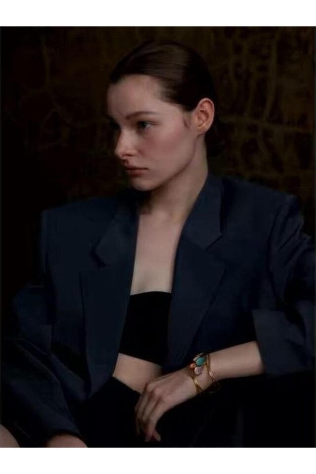 Gold Renkli Mineli Bileklik