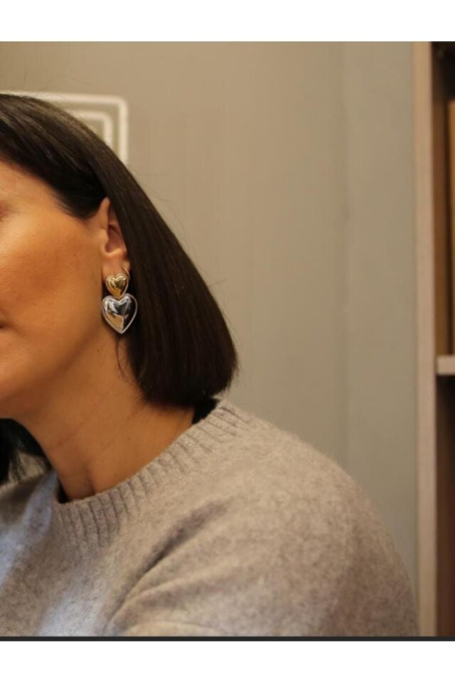 Çift Renkli Kalp İkonlı Sallantılı Çelik Küpe