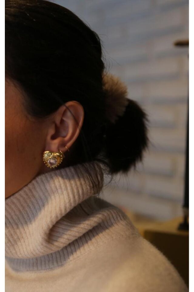 Zirkon Taşlı Kalp Küpe