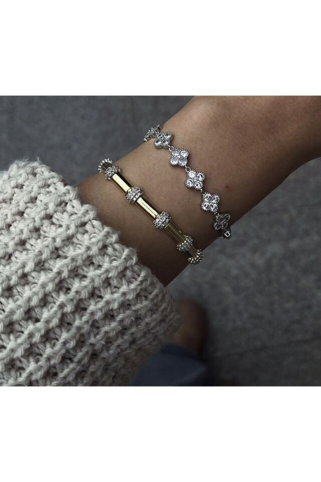 Gold Renkli Zirkon Taşlı VIP Serenay Bileklik
