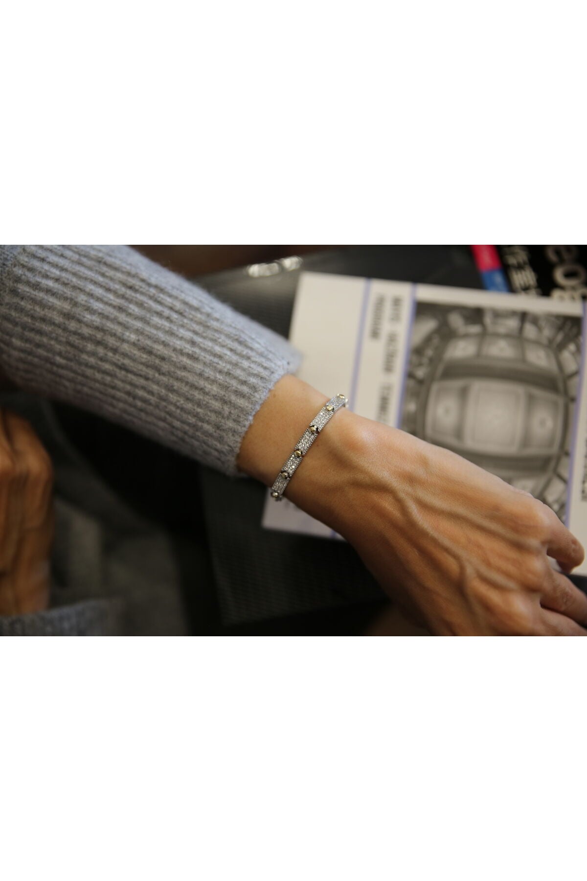 Silver Renkli Zirkon Kaplama VIP Çelik Bileklik