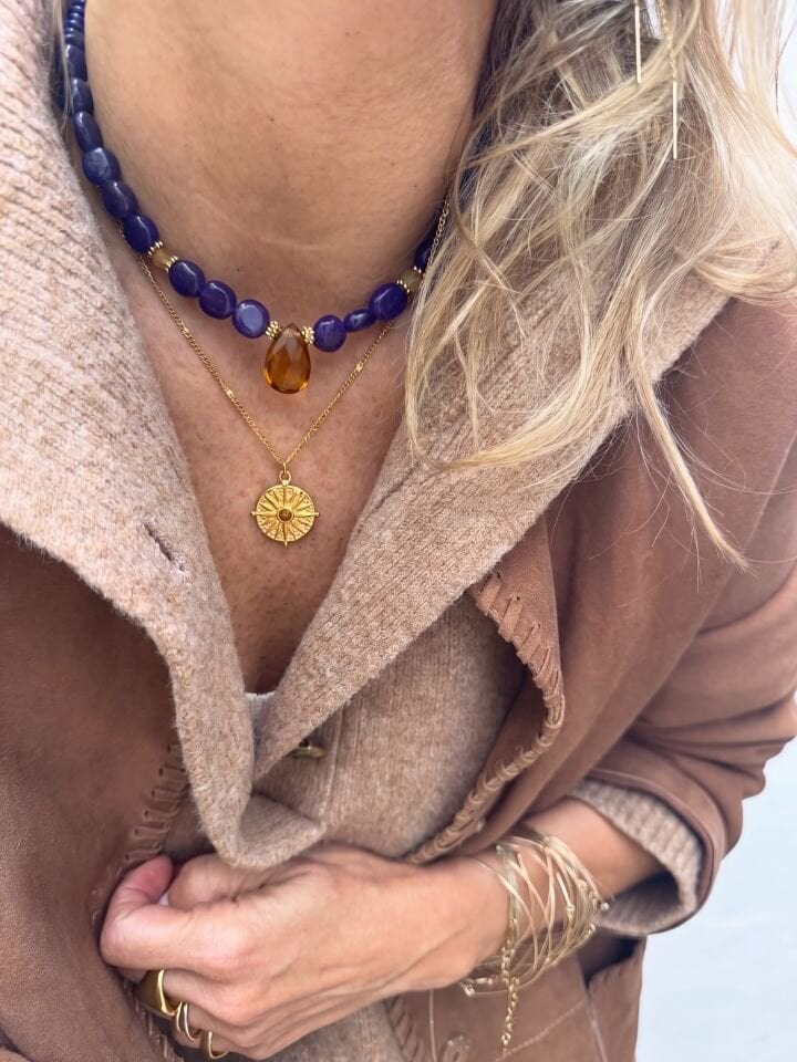 Otantik Taşlı Kolye